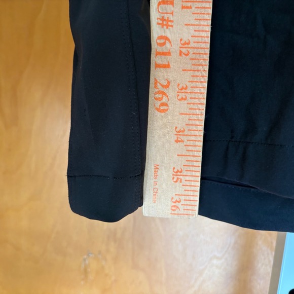 Athleta Expedition Dress Black‎ Size 8 Tank Zip Front Pockets Athleisure - Picture 8 of 8